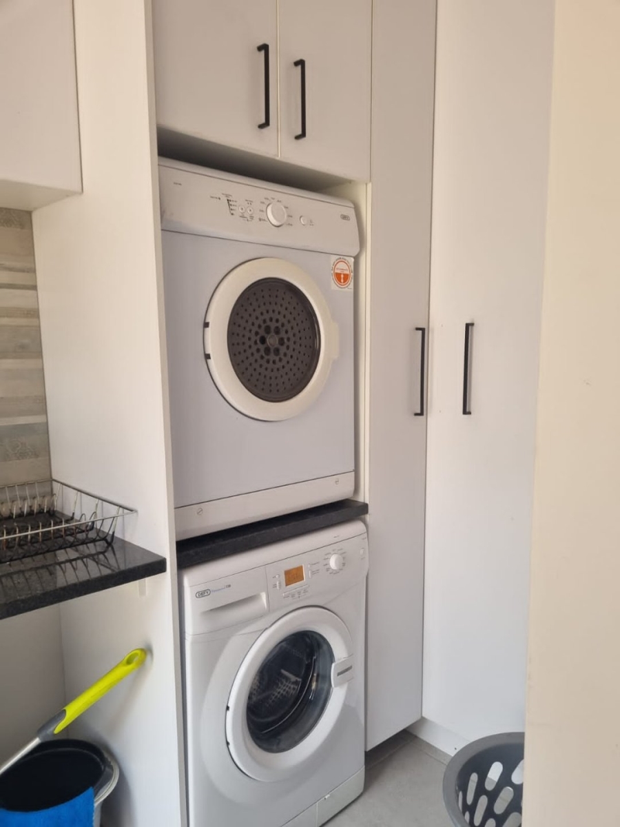 3 Bedroom Property for Sale in Menkenkop Western Cape